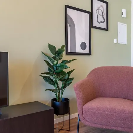 公寓 Latte's Prime 1-bedroom In 拉纳卡