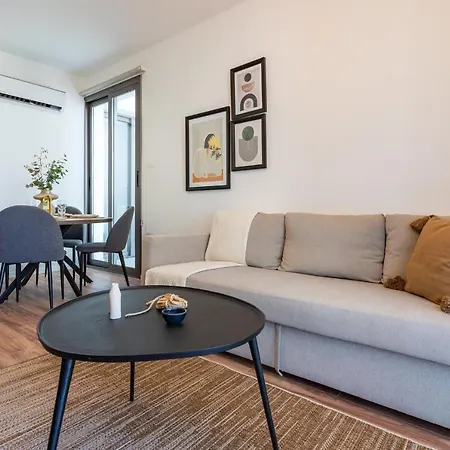 Latte's Prime 1-bedroom In * لارنكا